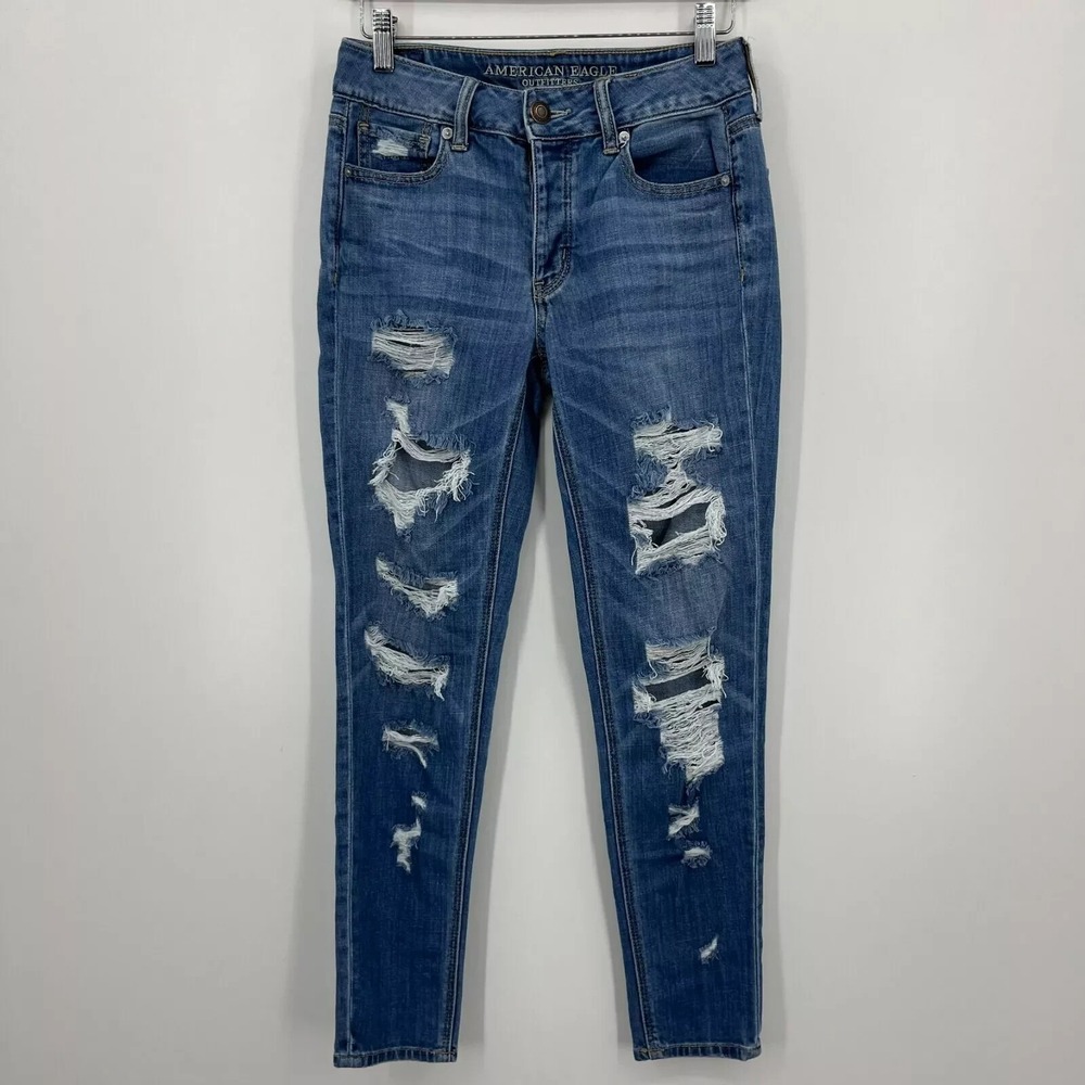 American Eagle Tomgirl Distressed Button Fly Jeans Medium Wash Size 0 Regular
